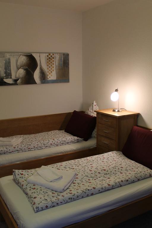 Leezdorfer Hof Hotel Luaran gambar