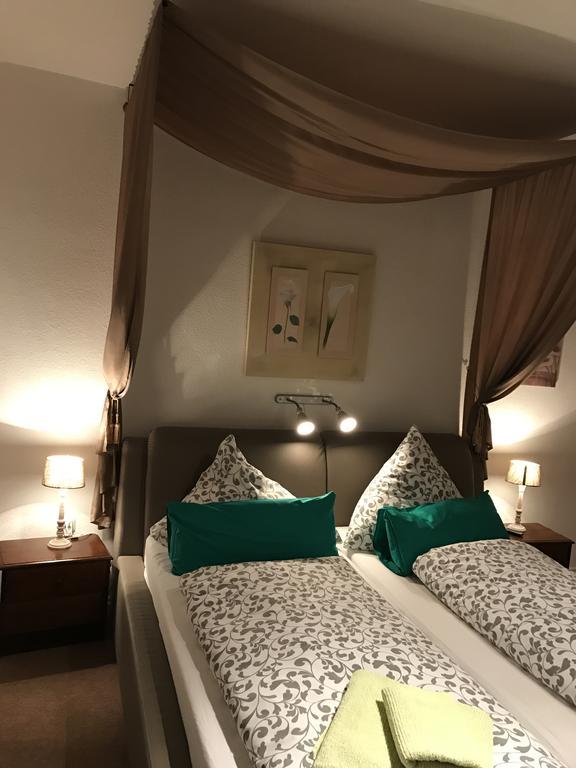 Leezdorfer Hof Hotel Luaran gambar