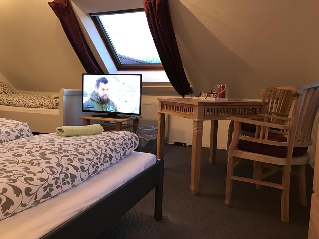 Leezdorfer Hof Hotel Luaran gambar