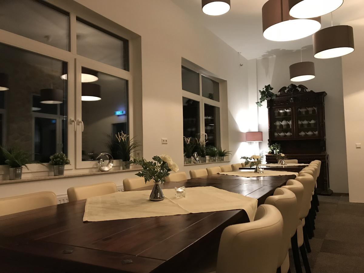 Leezdorfer Hof Hotel Luaran gambar